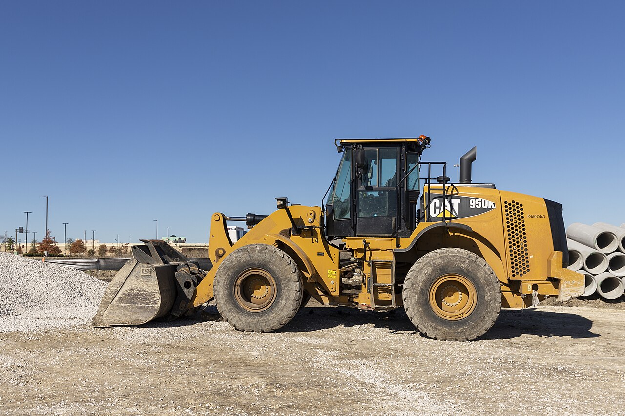 2020 Caterpillar 950M Wheel Loader — photo 1